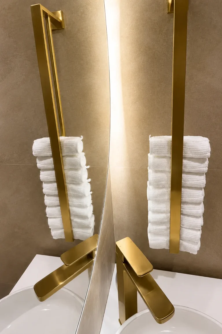 Hertfordshire: Guest En-Suite - Hertfordshire Guest 4