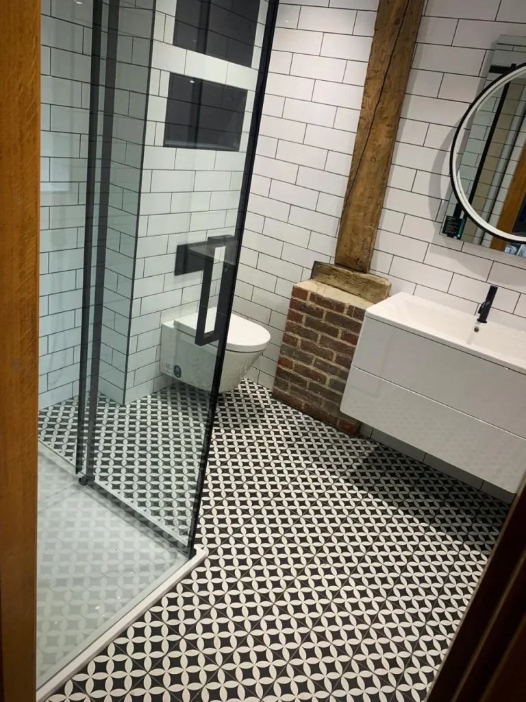 Surrey Barn Conversion: Full Bathroom Fit-Out